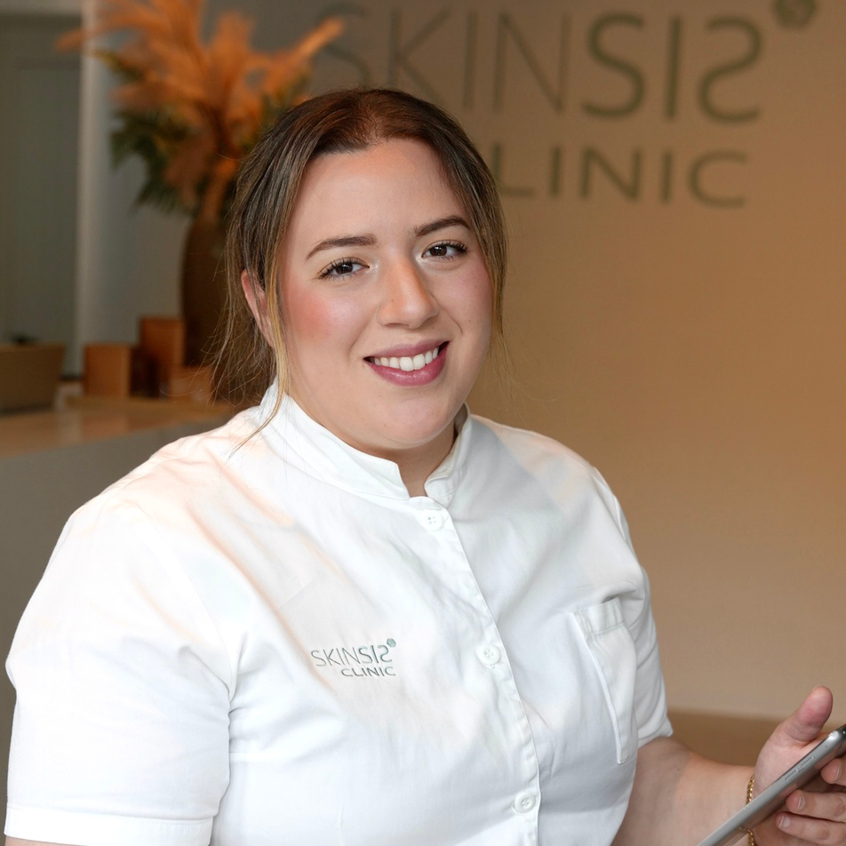 Khadisha, teamlid bij SKINSIS Clinic